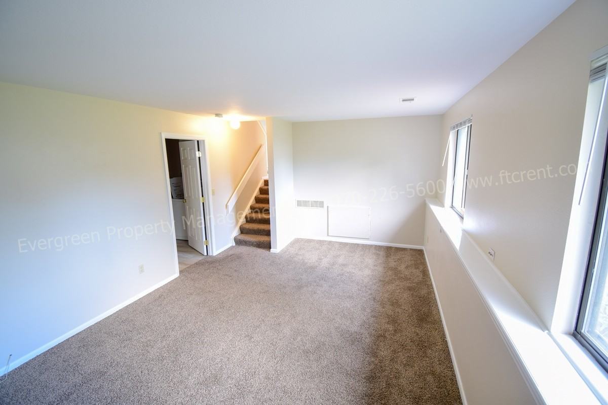 2018 Lexington Ct - Photo 7 of 20