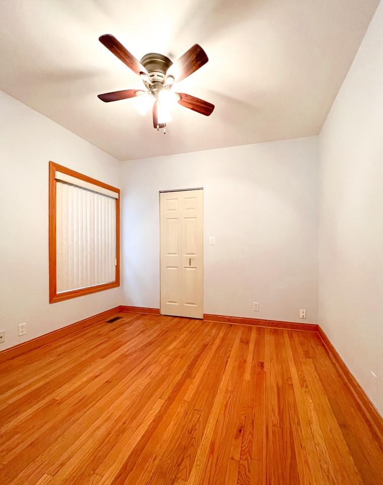 6042 West Miami Avenue #1 - Photo 6 of 11