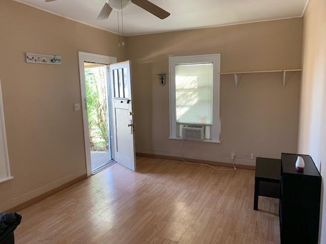 1601 Collins Ave - Photo 6 of 6