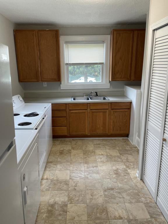 518 Coapman St - Photo 2 of 6