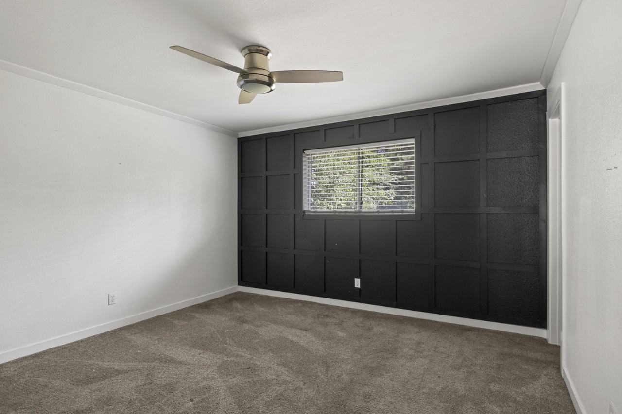 107 Brenda Dr - Photo 3 of 11