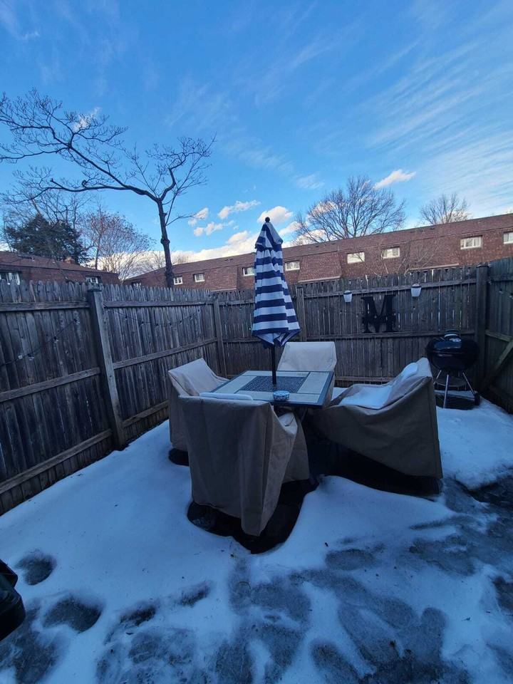 220 S Virginia Ave - Photo 2 of 14