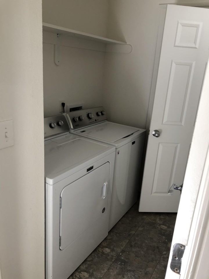 206 Stribling Ave #A - Photo 5 of 10