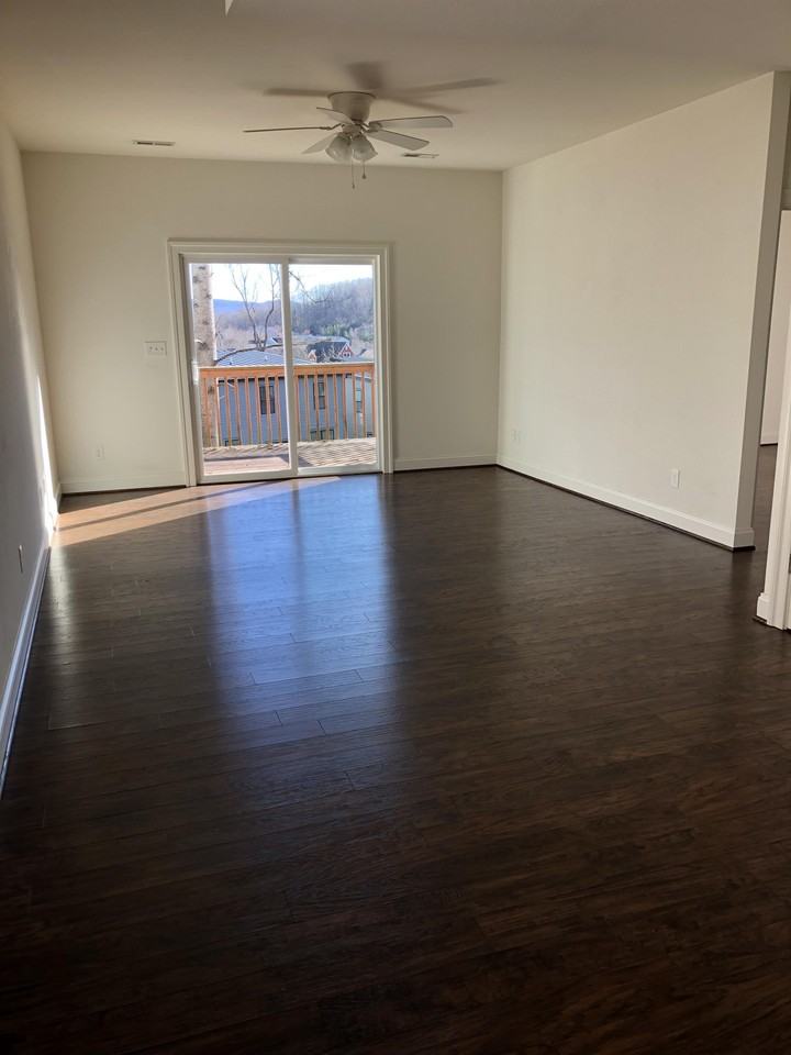 206 Stribling Ave #A - Photo 7 of 10