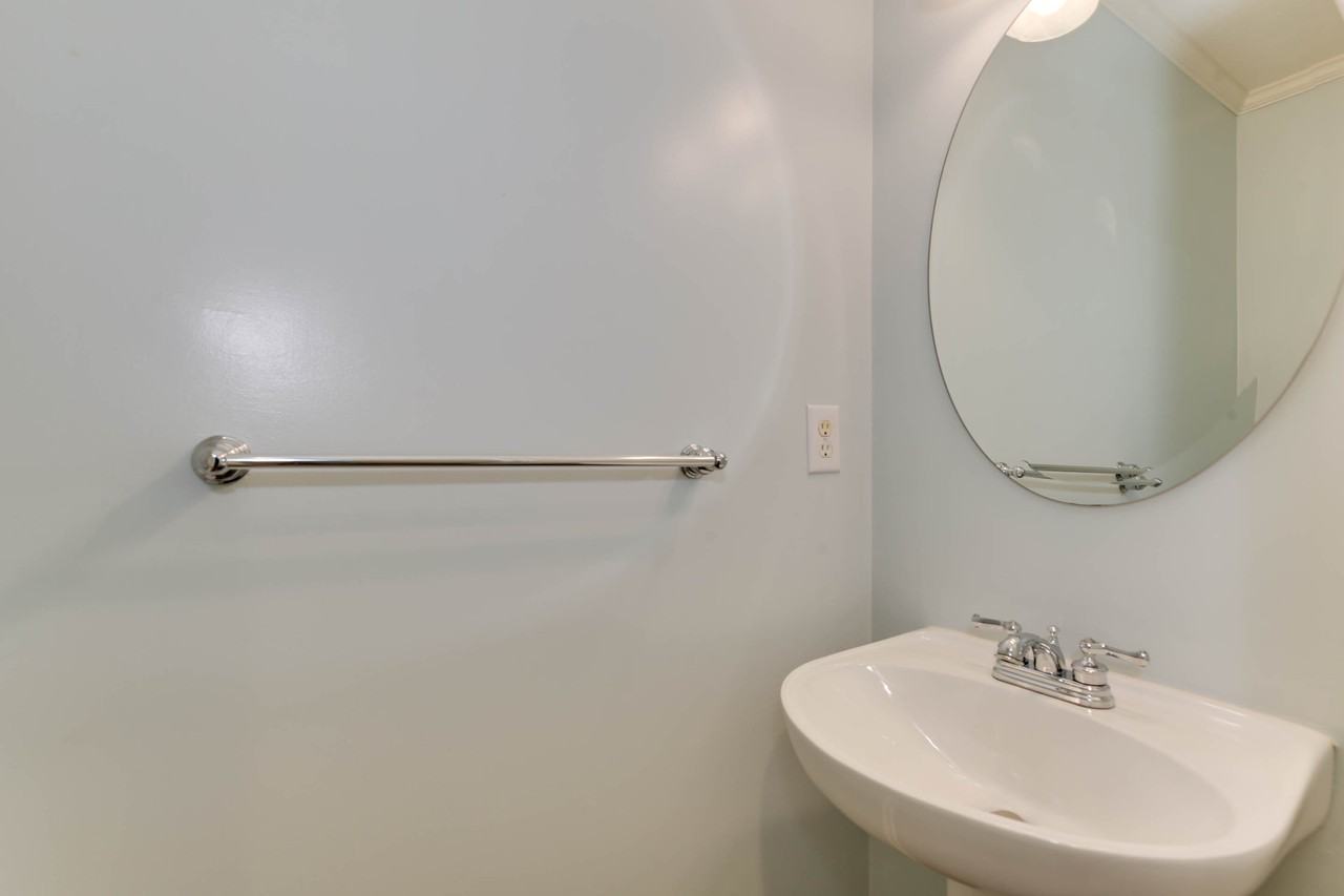 1133 Lady Ashley Dr #1 - Photo 5 of 35