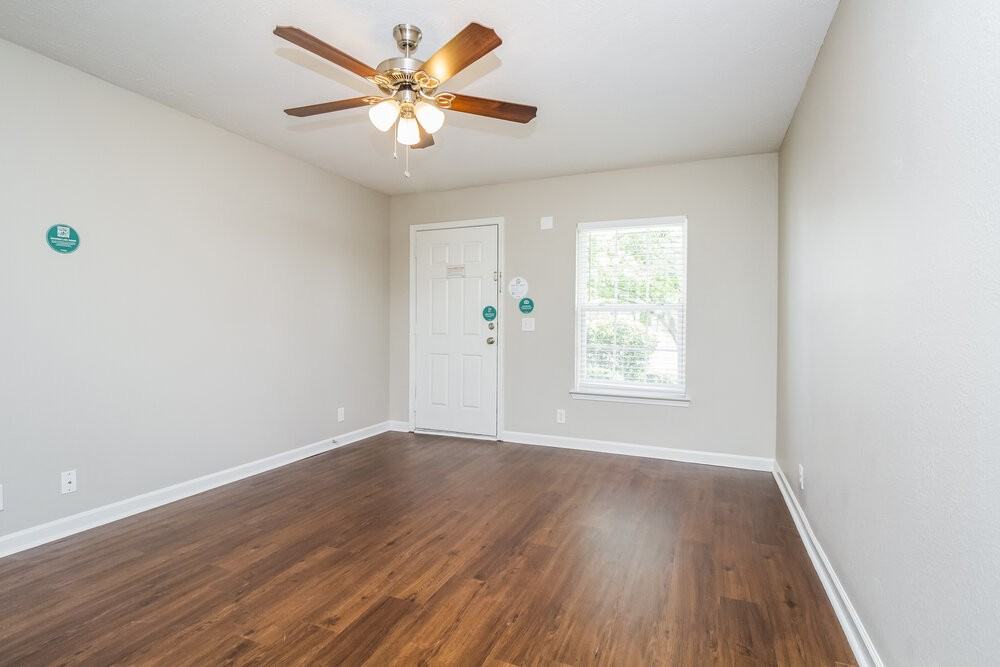 1120 Sima Shabat Ct - Photo 5 of 17