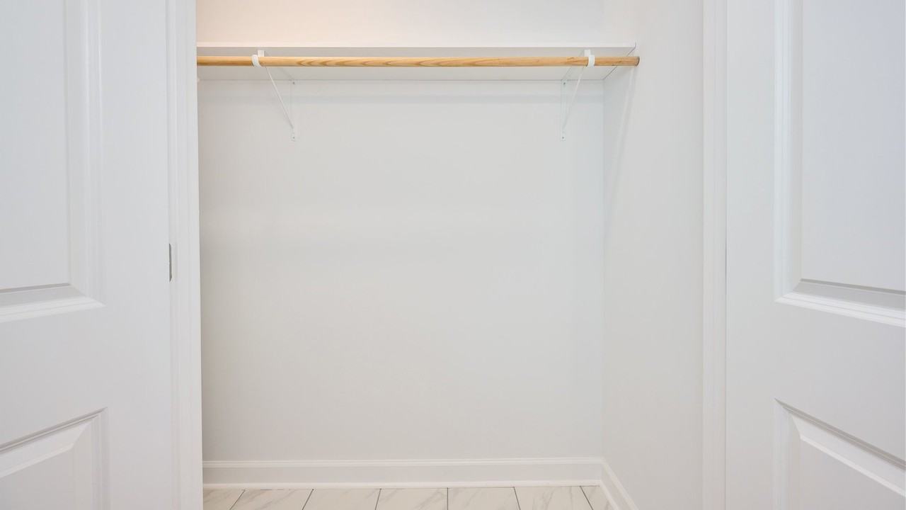 361 Crescent Dr Unit 12 - Photo 6 of 9