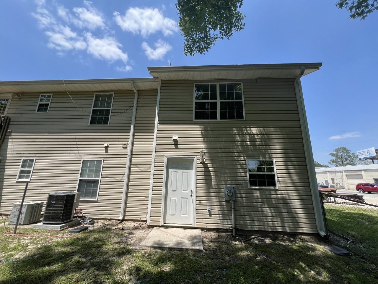 29 S Main St Apt F - Photo 5 of 29