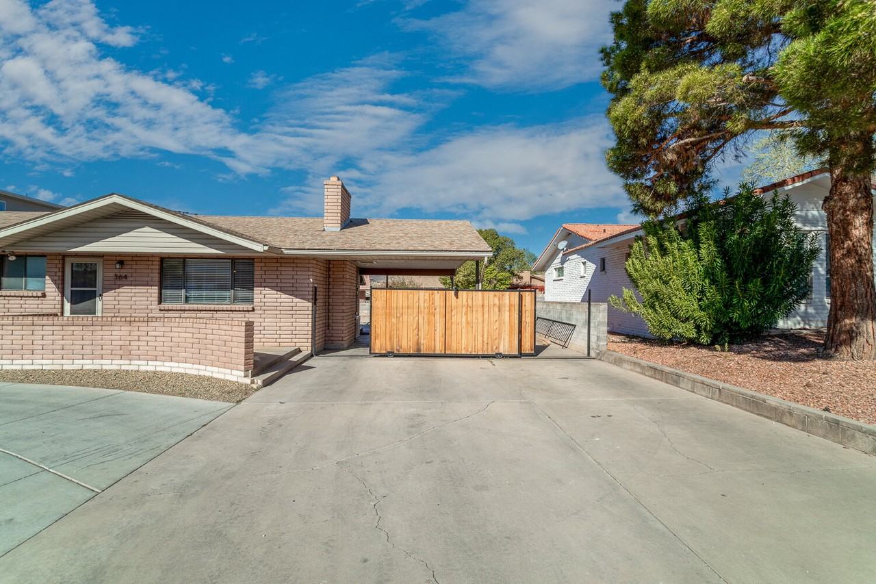 S 700 E St #2B - Photo 4 of 23
