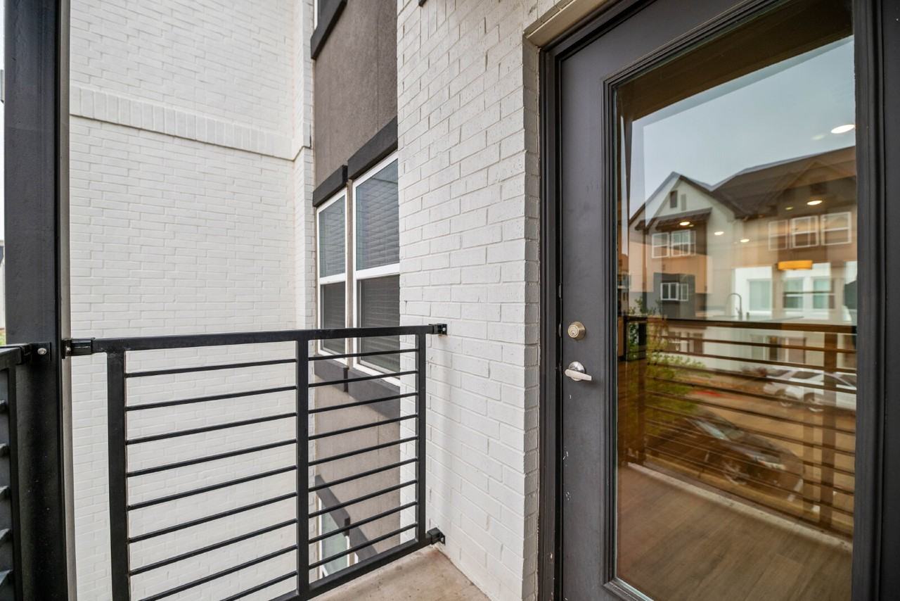 3353 Norris St - Photo 4 of 25