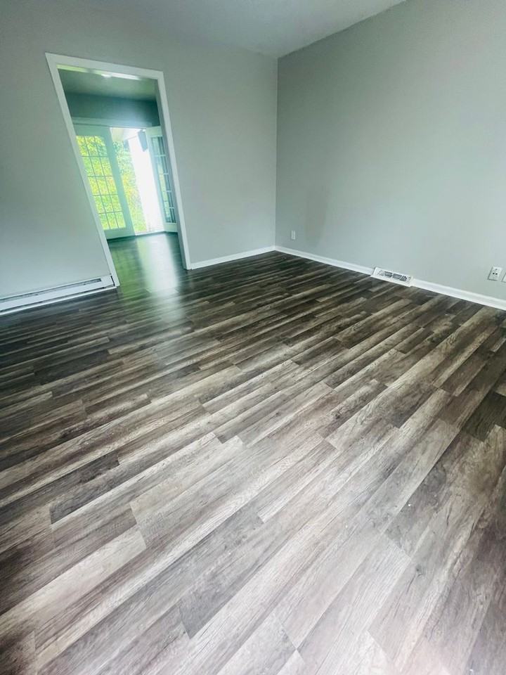 306 N Jackson Street - Photo 2 of 17