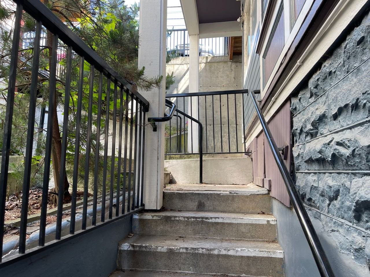 1014 N Garden St - Photo 4 of 21