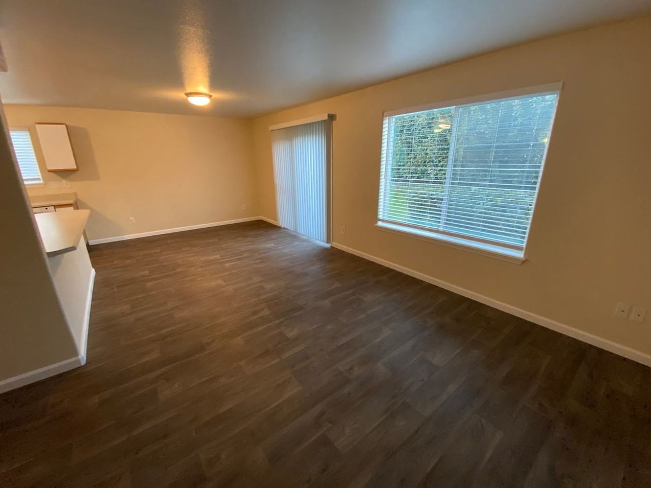 Riverwood Apartments - Photo 4 of 10