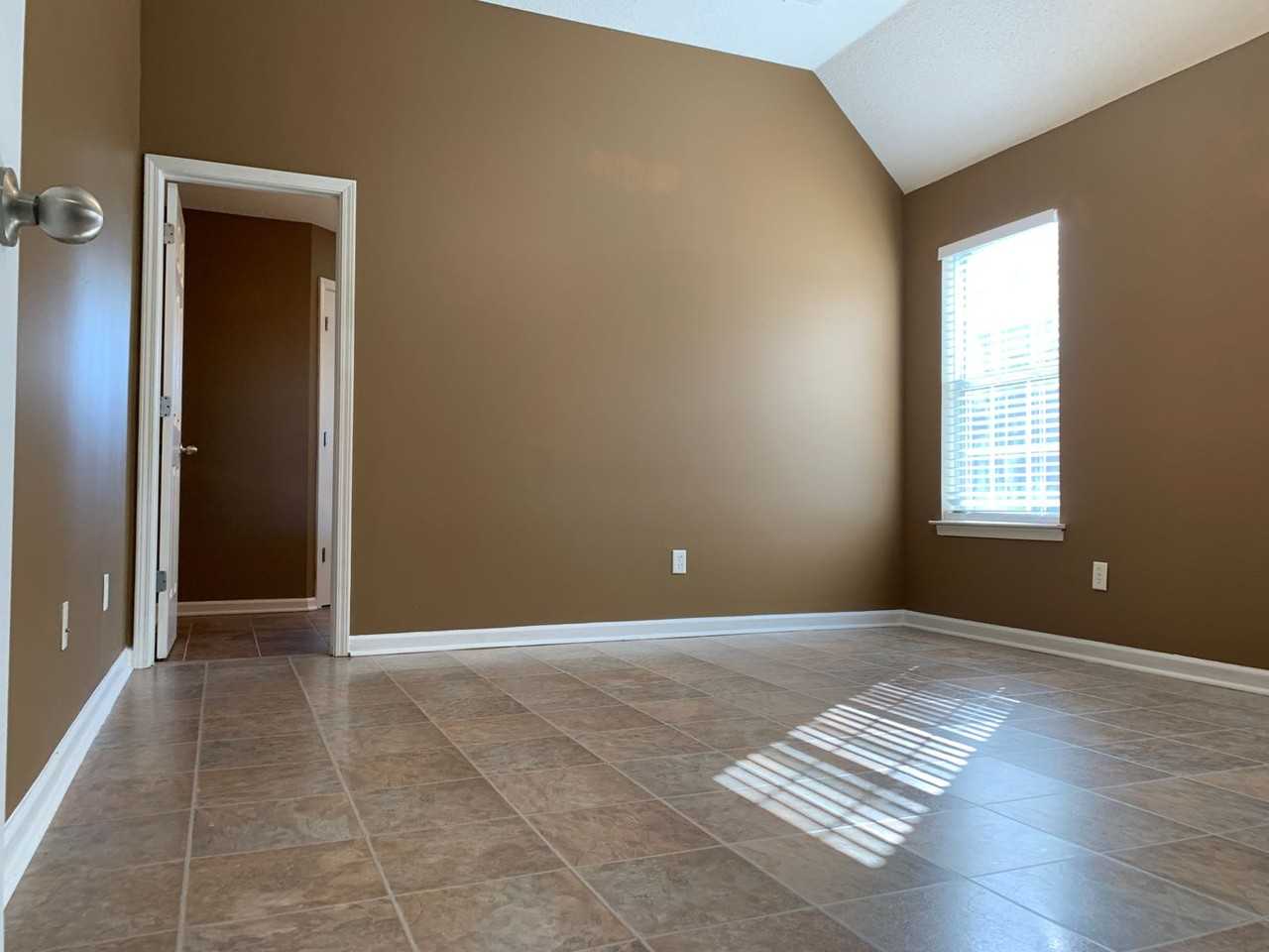 9042 Savannah Ridge Dr - Photo 6 of 12