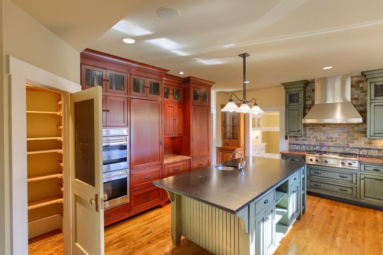 1265 Hanchett Ave - Photo 3 of 28