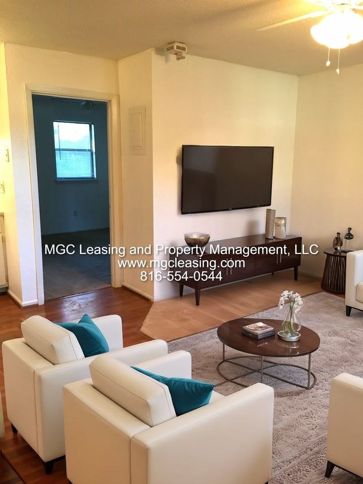 309 Se Grand Ave #4 - Photo 3 of 17