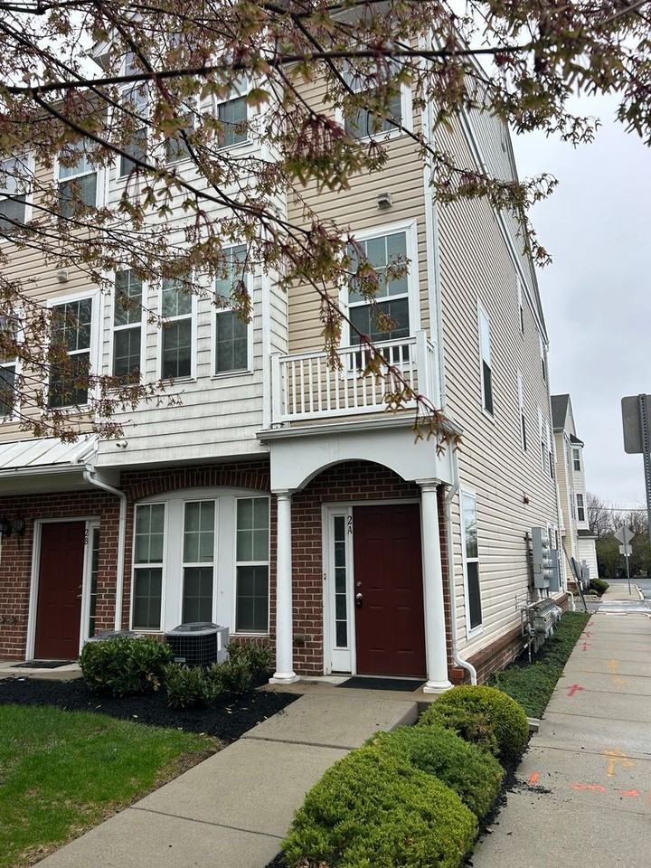 2A Steel St - Photo 2 of 18