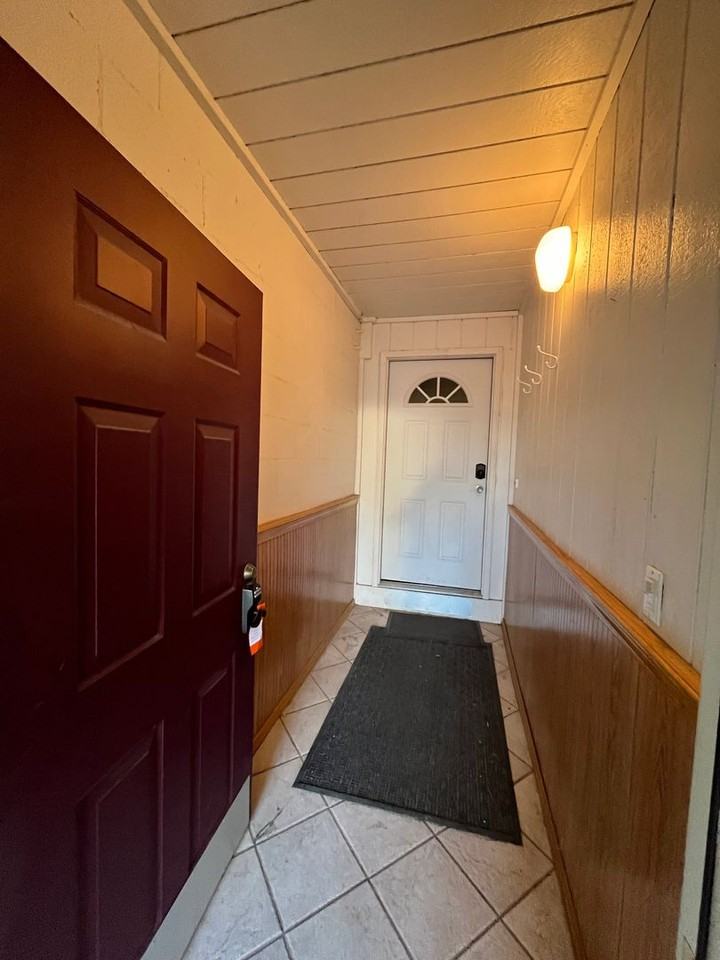 182 Carlyle Way - Photo 2 of 28