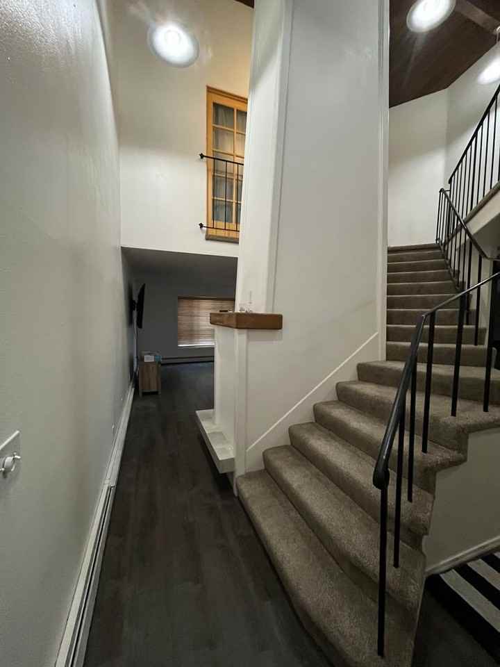 182 Carlyle Way - Photo 3 of 28