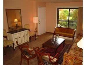 1217 N Oaks Blvd - Photo 2 of 9