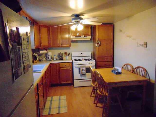 2352 Parkrose St - Photo 3 of 13