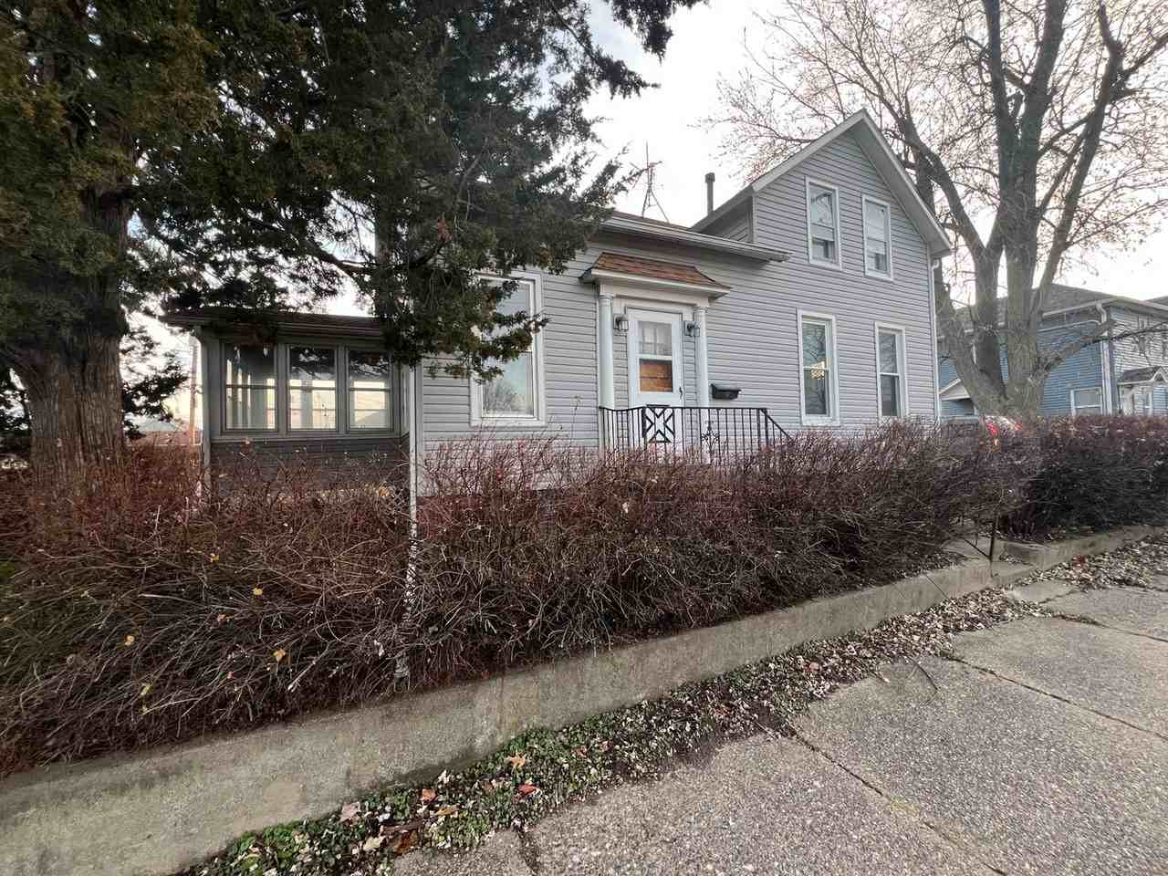 1412 13th Ave - Photo 2 of 19