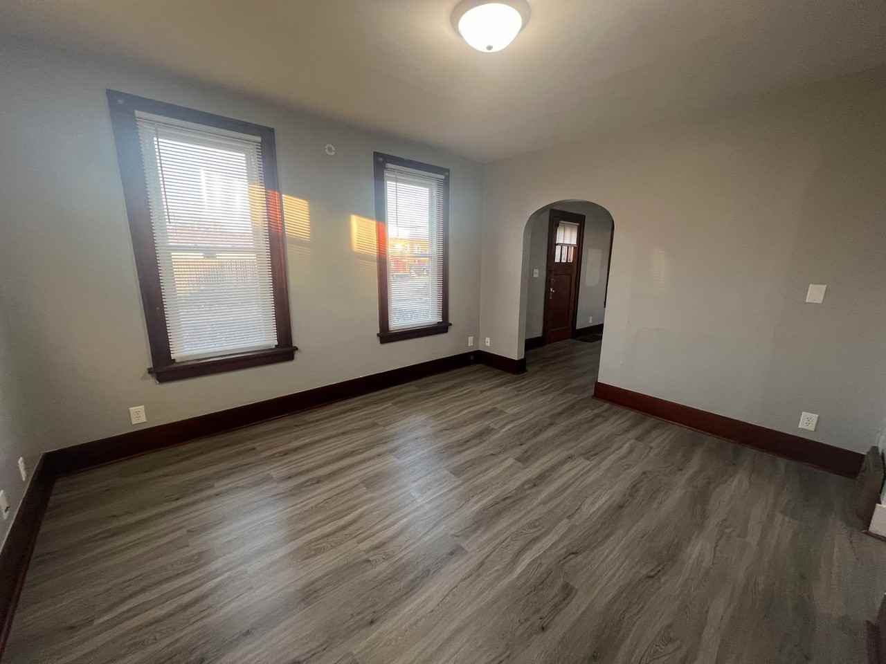 1412 13th Ave - Photo 4 of 19