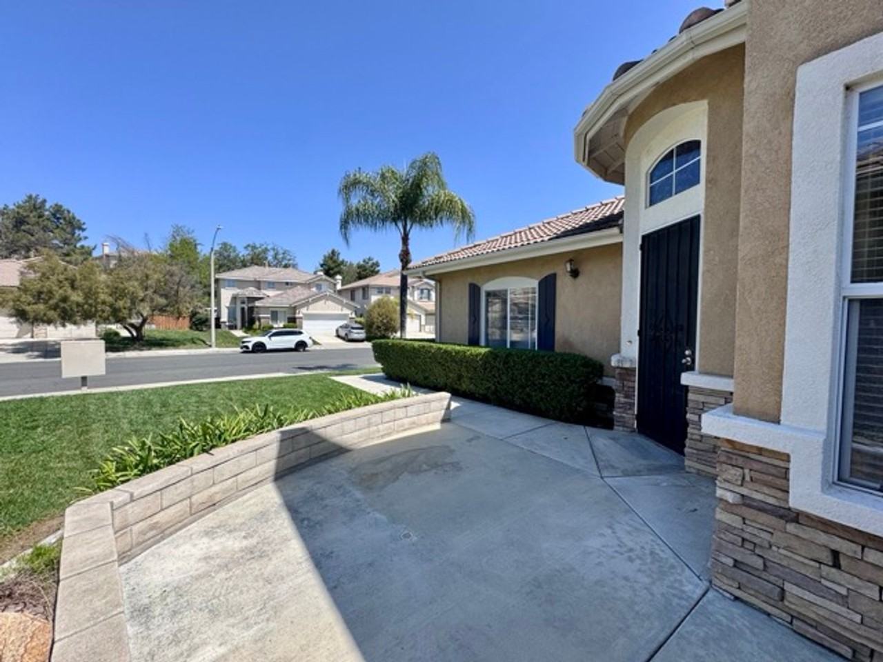 33021 Adelante St - Photo 6 of 50