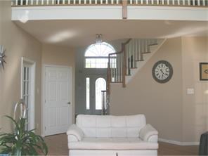 28 Greenbrier Dr - Photo 3 of 21