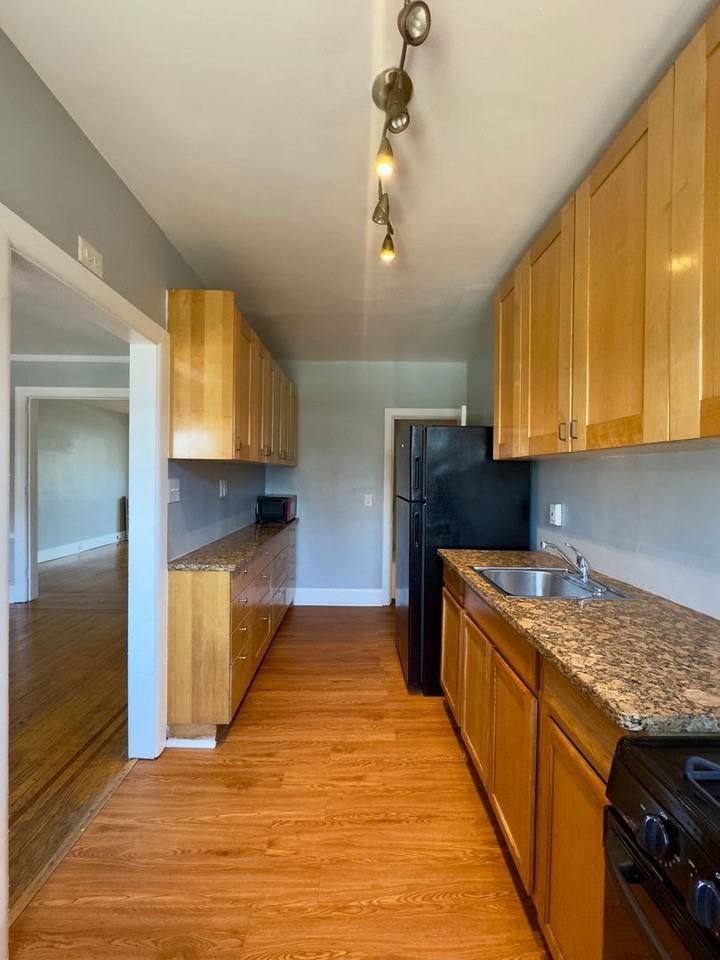 3616 Yolando Rd - Photo 7 of 20