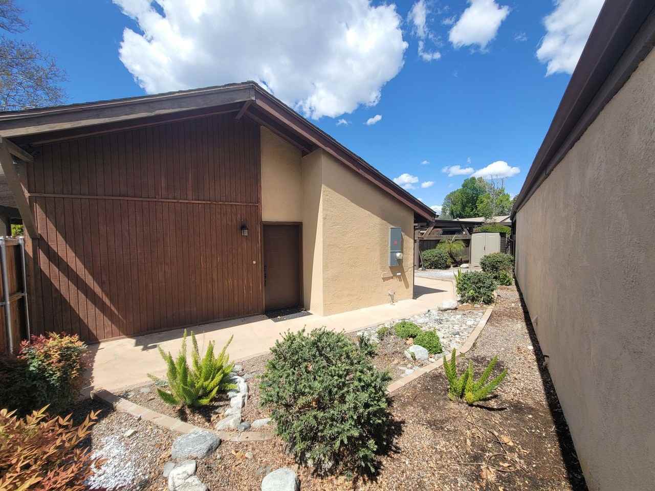 13684 Cottonwood Trl - Photo 2 of 20