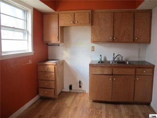 4822 Woodend Avenue - Photo 2 of 4