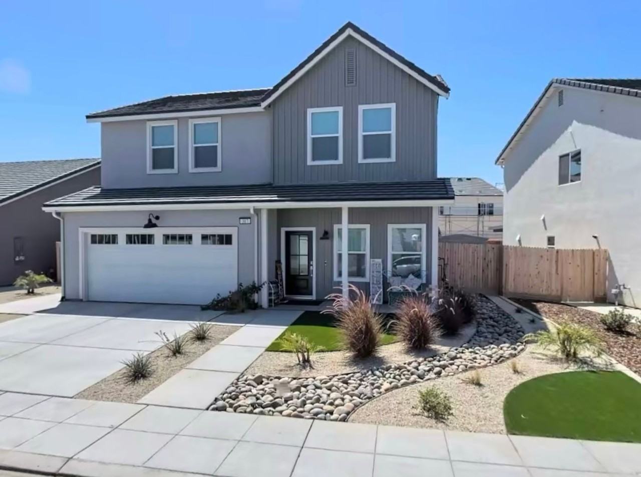 317 Huntington Ave S - Photo 2 of 28