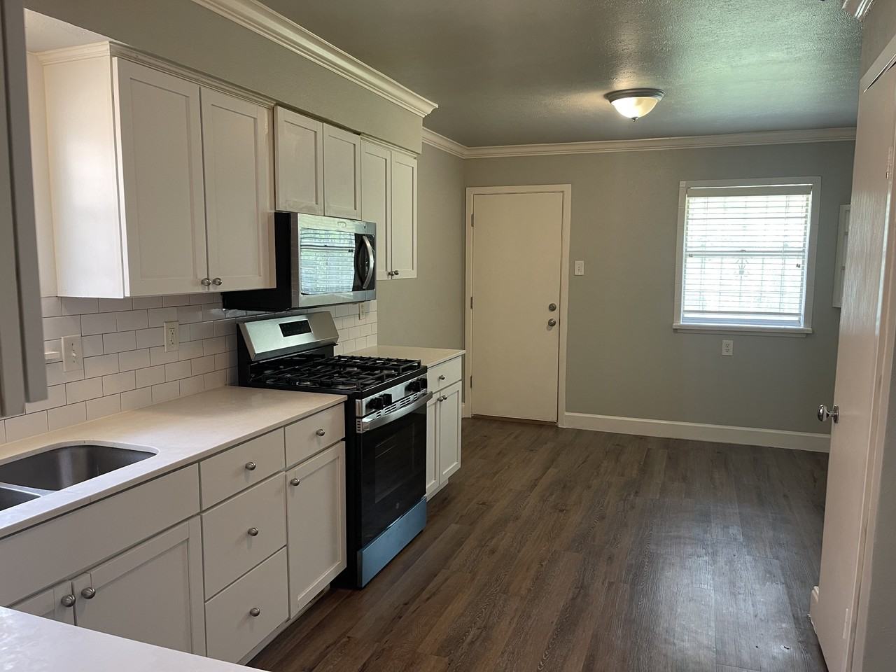 1534 Harlandale Ave #NA - Photo 4 of 18