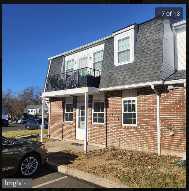 219 Washington Pl #219 - Photo 2 of 19