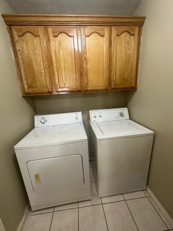 1209 W Kiwi Ave #3 - Photo 5 of 12