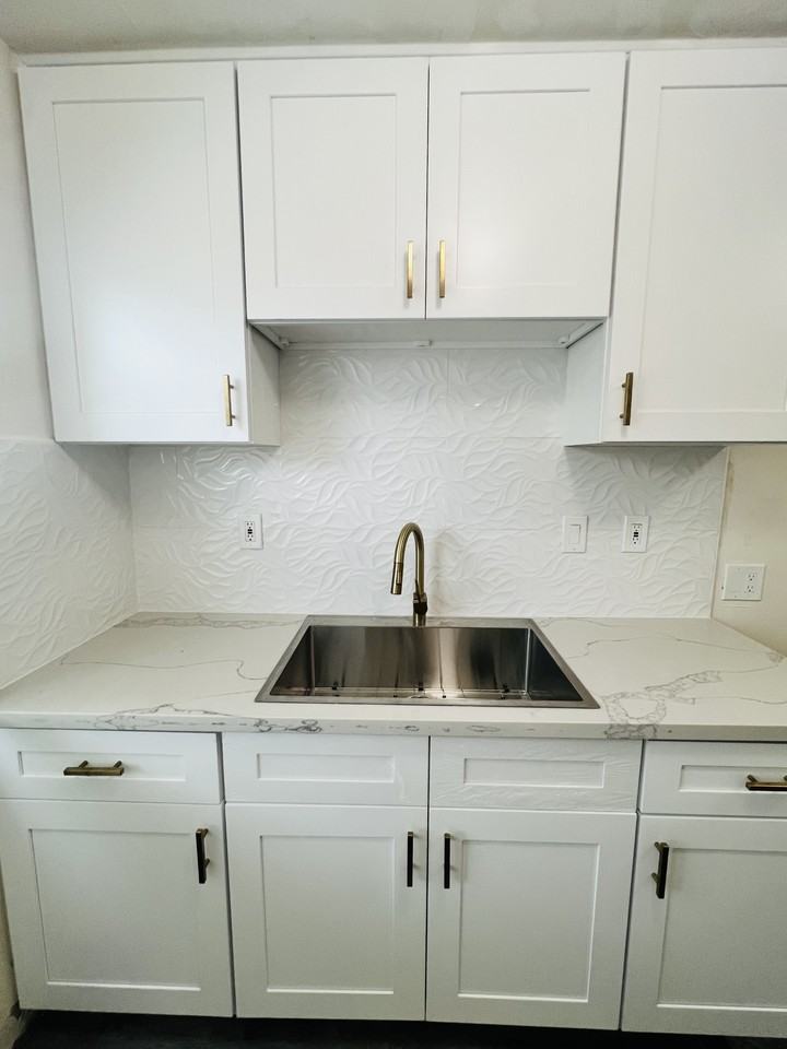 311 E Pomona Blvd #D - Photo 2 of 8