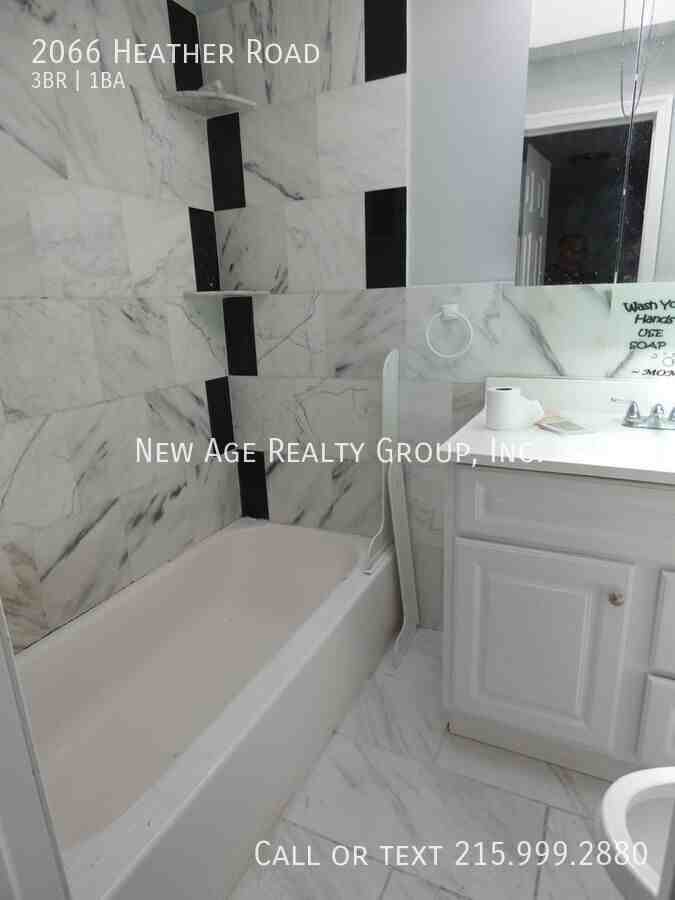 2066 Heather Rd - Photo 3 of 6