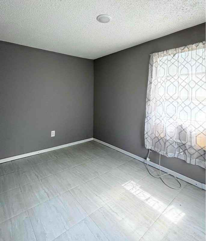 1069 Tigger Loop - Photo 3 of 7