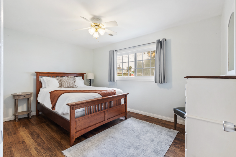 514 Sunset Dr - Photo 2 of 35