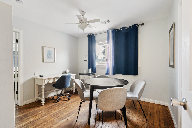 514 Sunset Dr - Photo 3 of 35