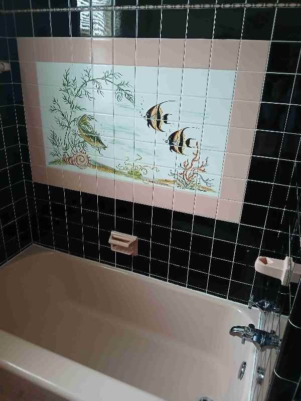 1924 Jerome Ave - Photo 2 of 10