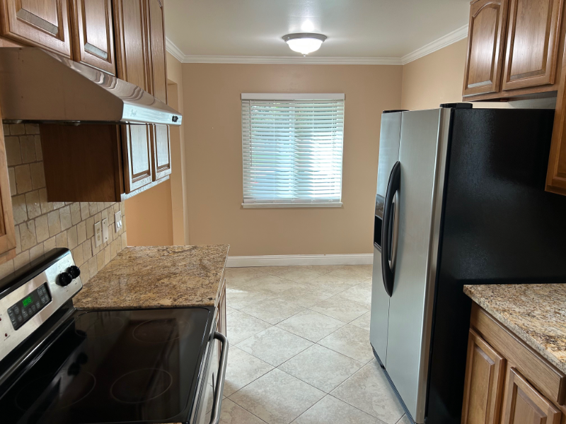 3027 Magliocco Dr #2 - Photo 3 of 8