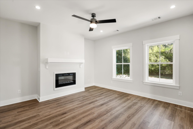 5406 Mildred St - Photo 3 of 16