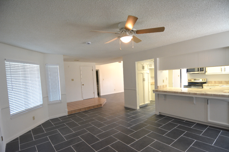 13609 Warrenton Ave - Photo 3 of 20