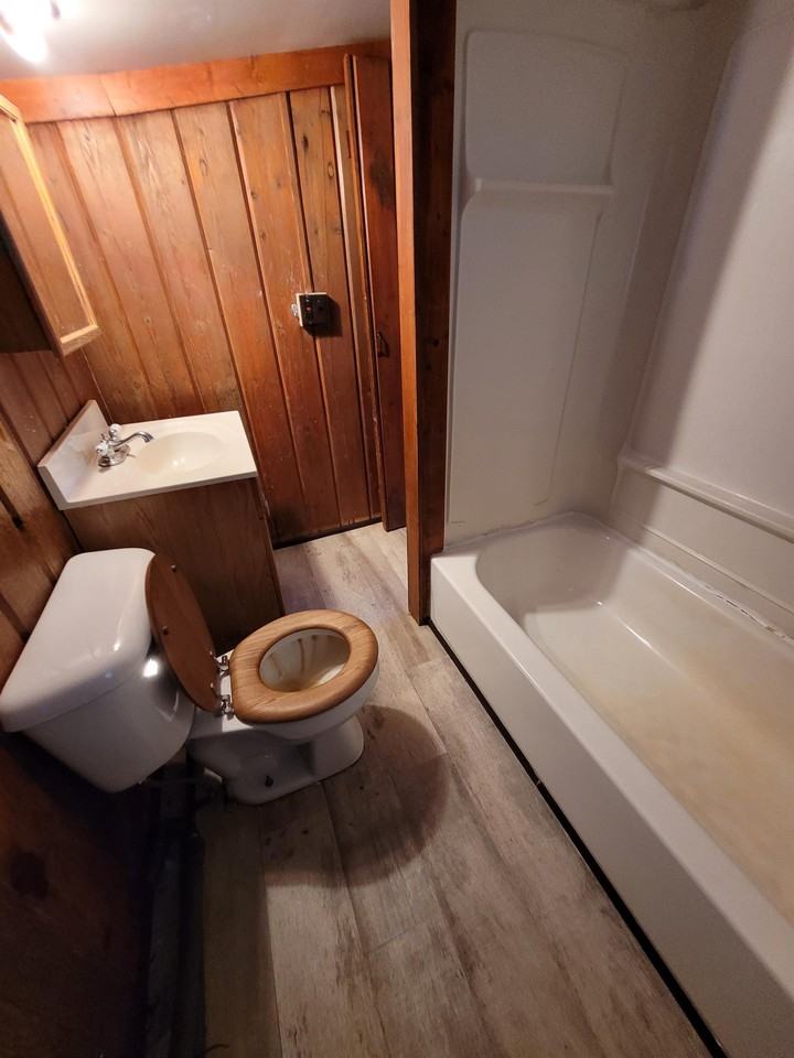 4060 S US 23 - Photo 7 of 14