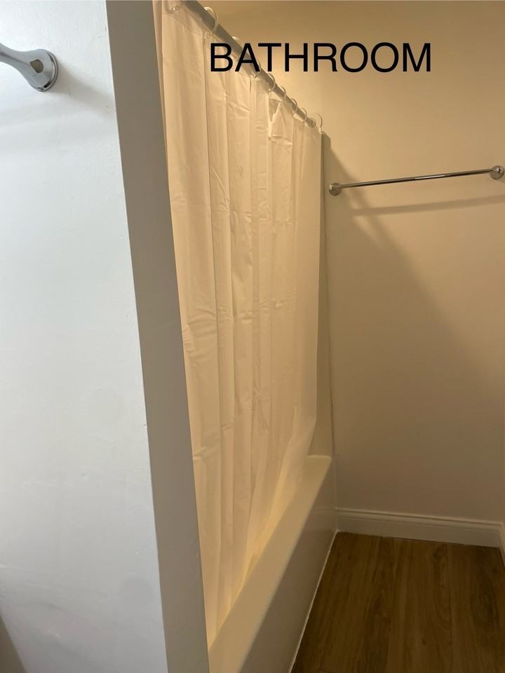 AND: Ruddle: Complex - Photo 4 of 8