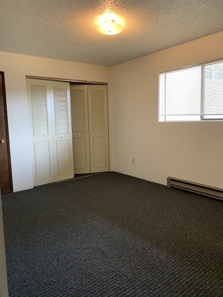 "A Building" - Photo 6 of 11