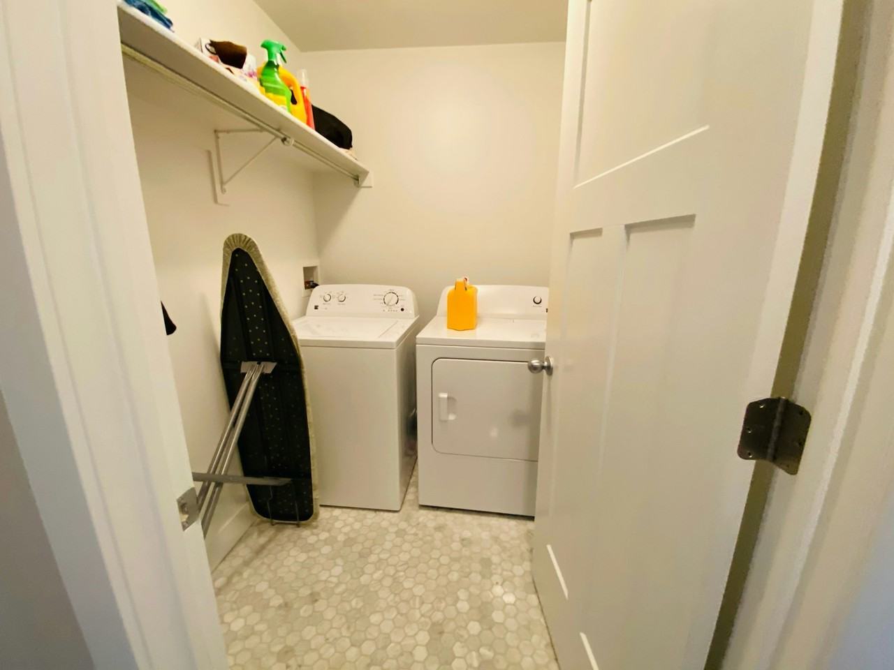 31 South Serrata Lane - Photo 7 of 25