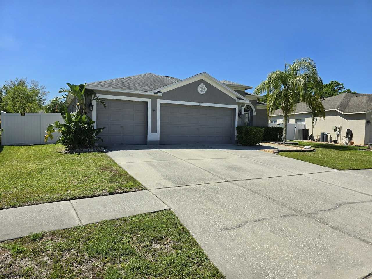 16112 Muirfield Dr - Photo 3 of 39